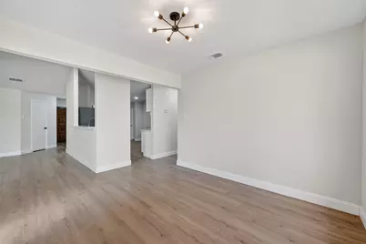 5530 Oak Falls Drive, Houston, TX 77066 - Photo 13