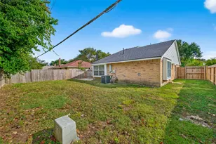 5530 Oak Falls Dr, Houston, TX 77066 - Photo 39