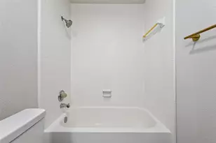 5530 Oak Falls Dr, Houston, TX 77066 - Photo 27
