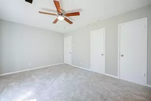 211 Loon River Dr, Houston, TX 77336 - Photo 11