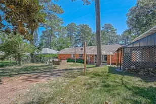 211 Loon River Dr, Houston, TX 77336 - Photo 19