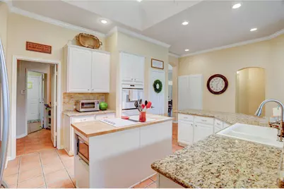 9407 Oratorio Court, Houston, TX 77040 - Photo 9