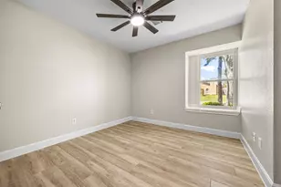 13607 Cherrydown St, Sugar Land, TX 77498 - Photo 17