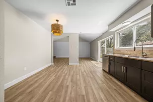 13607 Cherrydown St, Sugar Land, TX 77498 - Photo 9