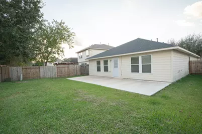 7843 Crescent Village Lane, Richmond, TX 77407 - Photo 19