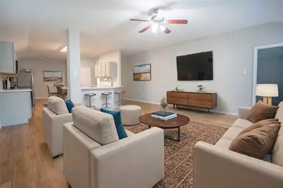 7843 Crescent Village Lane, Richmond, TX 77407 - Photo 5