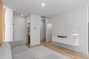 5426 Oriente Ln, Houston, TX 77023 - Photo 13