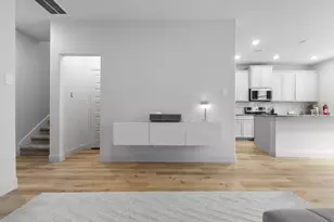 5426 Oriente Ln, Houston, TX 77023 - Photo 5