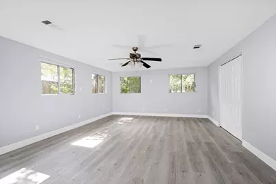 501 Sioux River Road, Conroe, TX 77316 - Photo 15