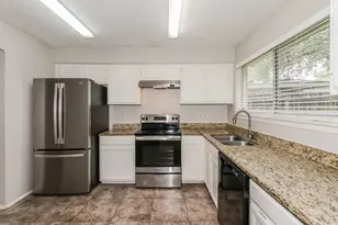 11923 Yeatmah Ln, Houston, TX 77067 - Photo 9