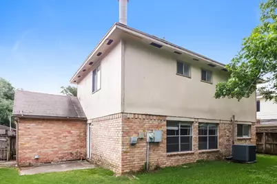 11923 Yeatmah Lane, Houston, TX 77067 - Photo 17