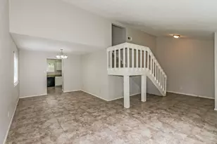 11923 Yeatmah Ln, Houston, TX 77067 - Photo 5