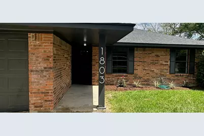 1803 S Park Street, Brenham, TX 77833 - Photo 1