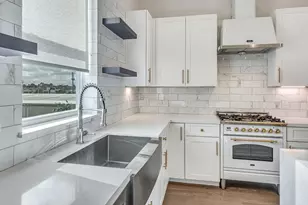 1236 W 21st St, Houston, TX 77008 - Photo 3