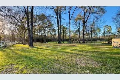 15216 Saddlewood Drive, Conroe, TX 77384 - Photo 35