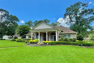 15216 Saddlewood Dr, Conroe, TX 77384 - Photo 1