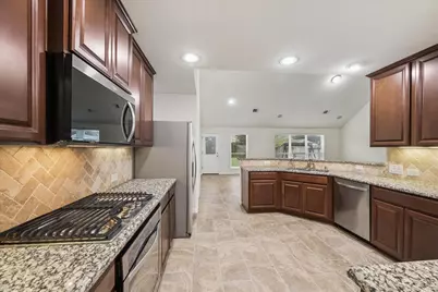 7015 Riata Hills Lane, Spring, TX 77379 - Photo 13