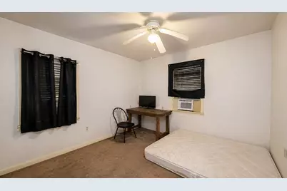 10242 Flaxman Street, Houston, TX 77029 - Photo 5