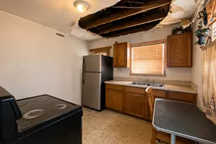 10242 Flaxman St, Houston, TX 77029 - Photo 3