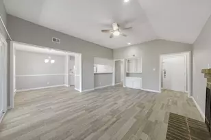 13607 Ravensway Dr, Cypress, TX 77429 - Photo 5