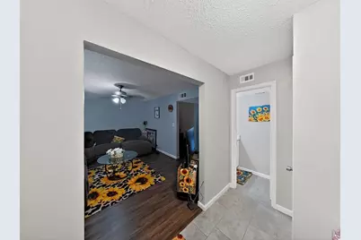 8101 Amelia Road #404, Houston, TX 77055 - Photo 5