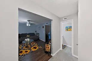 8101 Amelia Rd, Houston, TX 77055 - Photo 5