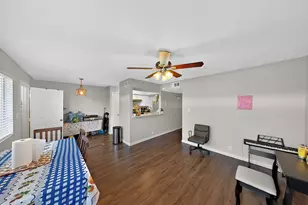 8101 Amelia Rd, Houston, TX 77055 - Photo 17