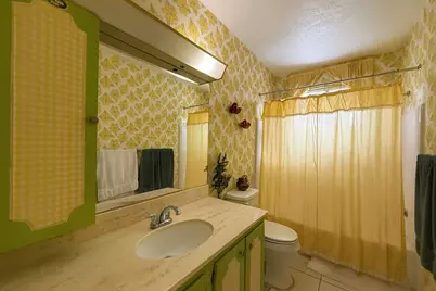 11002 Radford Lane, Houston, TX 77099 - Photo 17