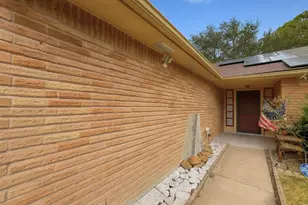 11002 Radford Ln, Houston, TX 77099 - Photo 3