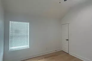 1089 Rd 5709, Cleveland, TX 77327 - Photo 7