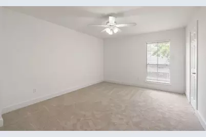 14715 Barryknoll Lane #132, Houston, TX 77079 - Photo 11