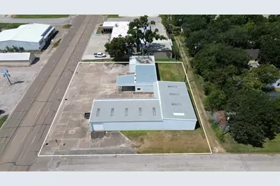 619 E Jackson Street, El Campo, TX 77437 - Photo 47