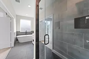 1425 Adkins Rd, Houston, TX 77055 - Photo 23