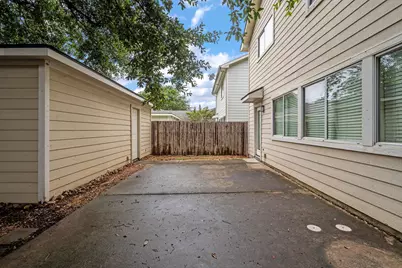 26853 Haileys Manor, Kingwood, TX 77339 - Photo 37
