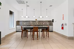 300 St Joseph Pkwy, Houston, TX 77002 - Photo 23