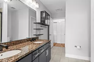 300 St Joseph Pkwy, Houston, TX 77002 - Photo 15