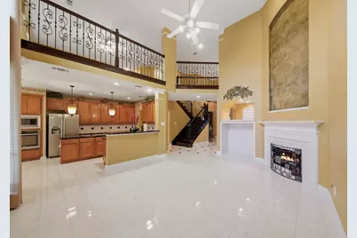 5315 April Run Court, Sugar Land, TX 77479 - Photo 7