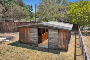 419 Ryan Ave, Burleson, TX 76028 - Photo 31