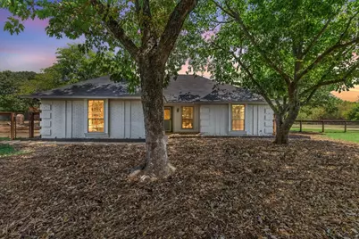 419 Ryan Avenue, Burleson, TX 76028 - Photo 41