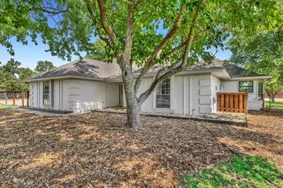 419 Ryan Avenue, Burleson, TX 76028 - Photo 1