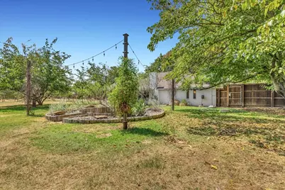 419 Ryan Avenue, Burleson, TX 76028 - Photo 37