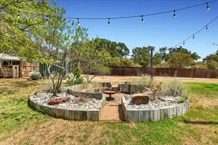 419 Ryan Ave, Burleson, TX 76028 - Photo 35