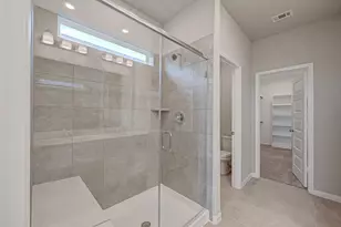 17613 Rosette Grass Dr, Conroe, TX 77385 - Photo 11