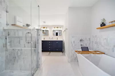 1120 W 21st Street, Houston, TX 77008 - Photo 13
