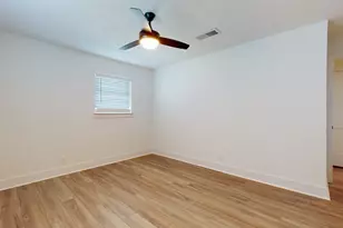 8109 Woodfern Ct, Port Arthur, TX 77642 - Photo 17