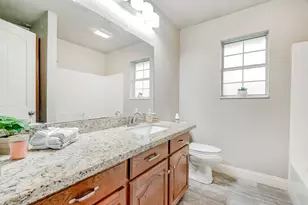 156 Corbett St, Vidor, TX 77662 - Photo 17