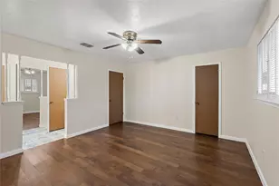 11007 Gatlinburg Dr, Houston, TX 77031 - Photo 5