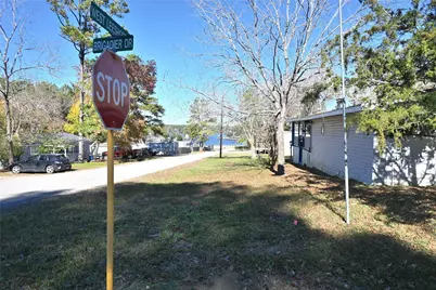 13721 Brigadier Dr, Willis, TX 77318 - Photo 15