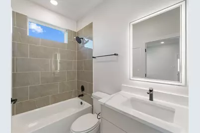 4711 Thornton Villas Lane, Houston, TX 77018 - Photo 25