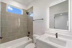 4711 Thornton Villas Ln, Houston, TX 77018 - Photo 25